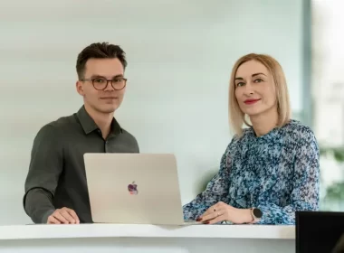 Edukacja finansowa – jak odzyskać kontrolę nad pieniędzmi w codziennym życiu?